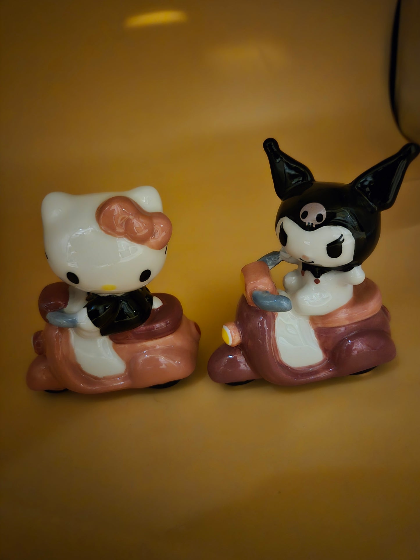 Hello Kitty and Kuromi Scooter S&P Set