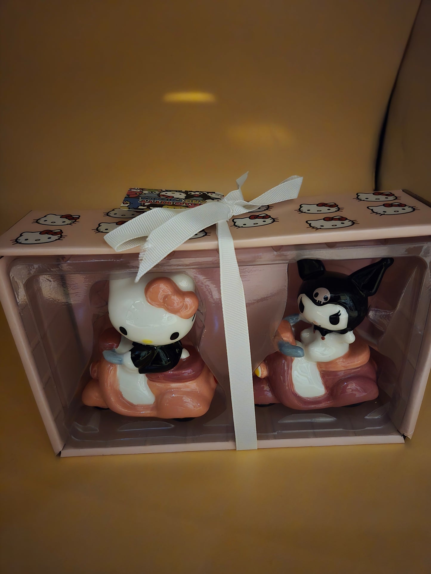 Hello Kitty and Kuromi Scooter S&P Set