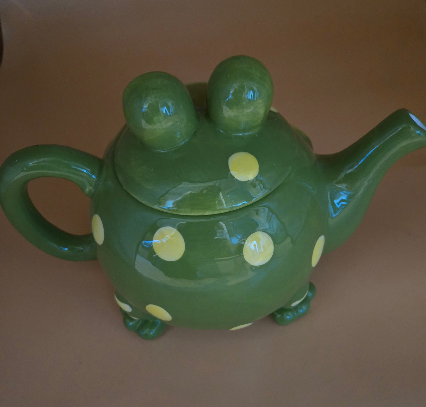 Teapot Ceramic Toby Toad